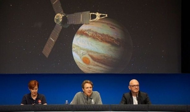 Foto - Jüpiter'den ilk görüntü geldi