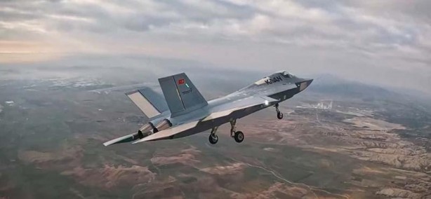 KAAN'a dünyadan tebrik yağıyor!