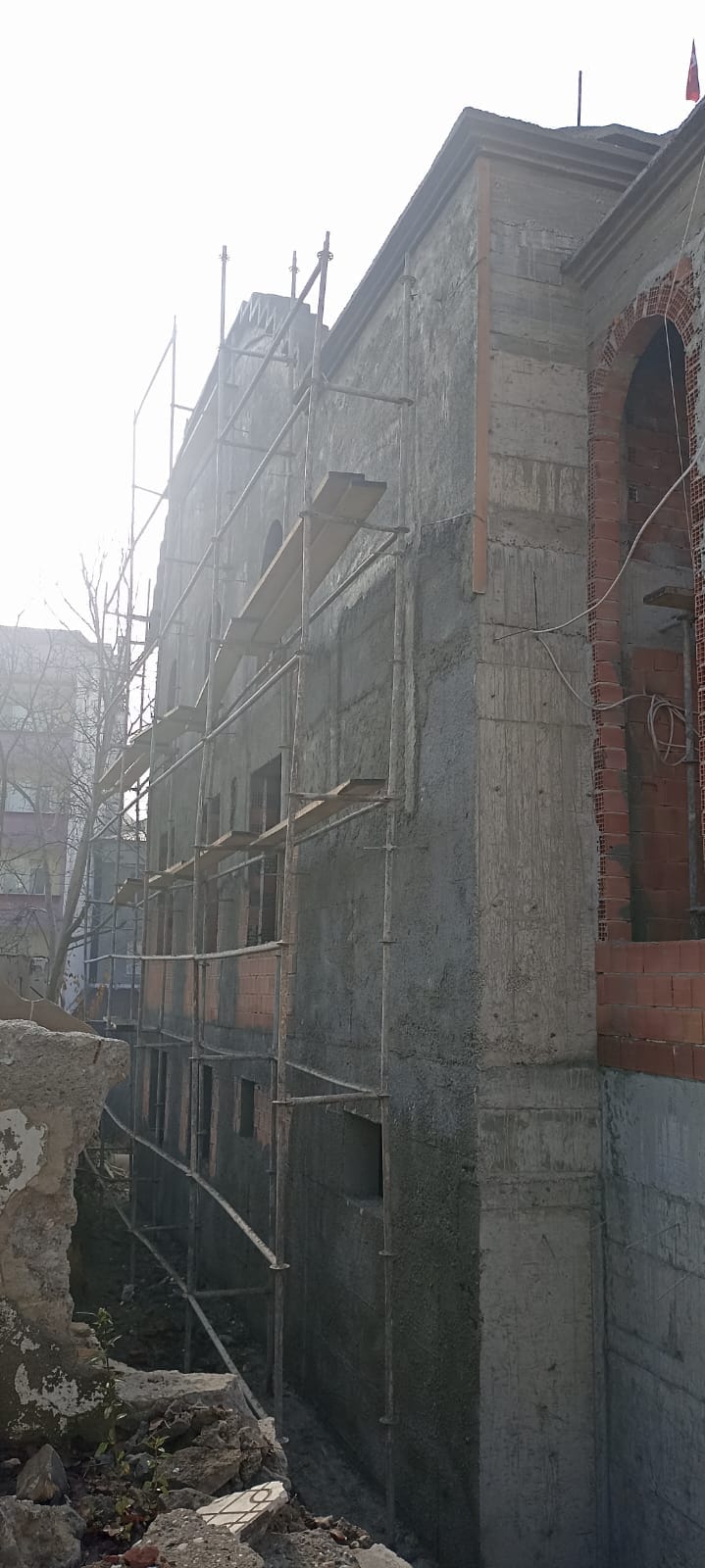 Foto - Kaba inşaatı biten cami yardım bekliyor