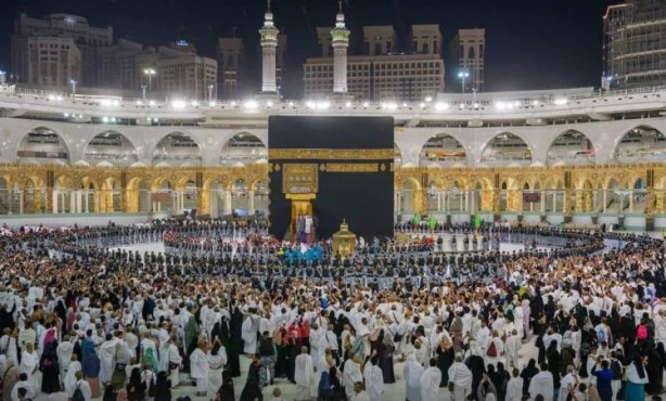 Foto - Kabe gül ve zemzem suyuyla yıkandı