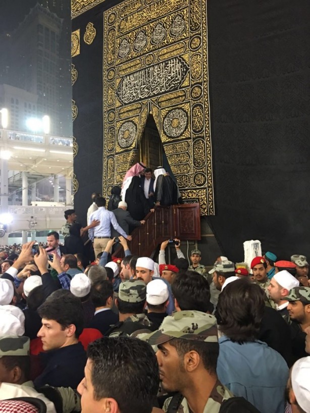 Foto - Kabe kapısı bu kez Davutoğlu'na açıldı