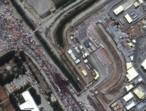 Foto - Kabil Havalimanı'nda izdiham! Uzaydan böyle görüntülendi