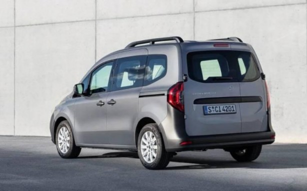 Foto - Mercedes hafif ticari araçta elektriğe dönüyor