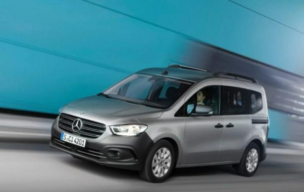 Foto - Mercedes hafif ticari araçta elektriğe dönüyor