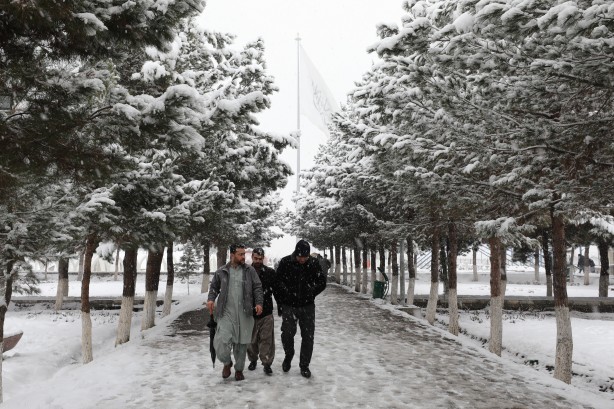 Foto - Kabil'de dondurucu soğuklar! Kar kalınlığı 30 cm! İşte o görüntüler…