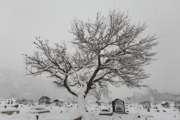 Foto - Kabil'de dondurucu soğuklar! Kar kalınlığı 30 cm! İşte o görüntüler…