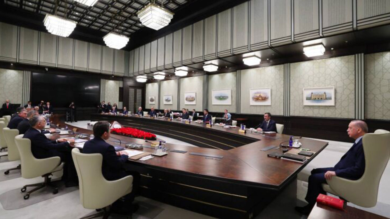 Foto - Kabinedeki değişim gelişmesini gece yarısı açıkladı: Erdoğan çağırıp teşekkür etti