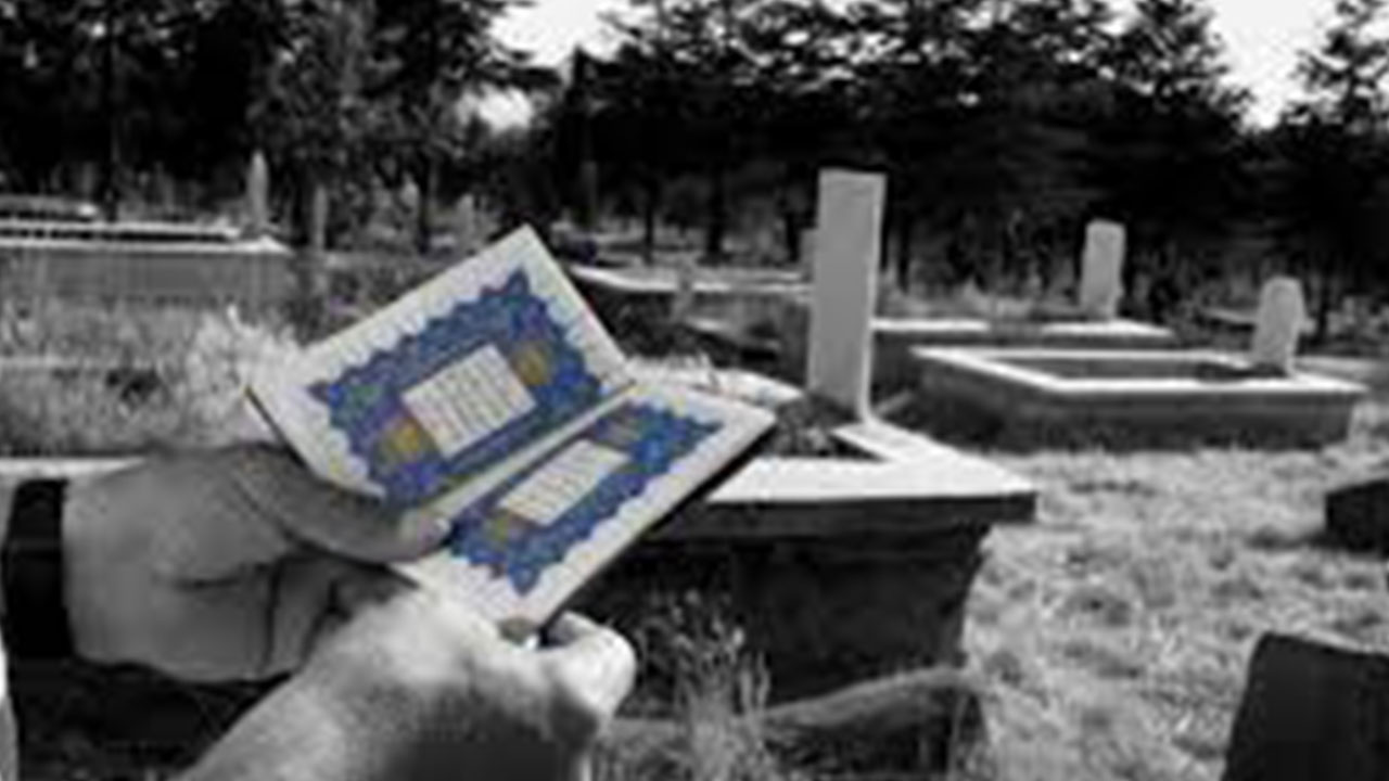 Foto - Kabri açıldığında boynunda ateşten tasma bulunan namazlı, abdestli adamın günahı bakın neymiş! Cübbeli Ahmet Hoca açıkladı