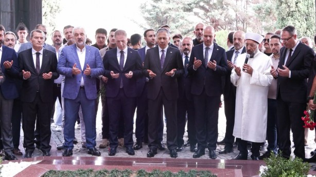 Foto - Kabri başında anıldı… Erdoğan’dan Adnan Menderes mesajı