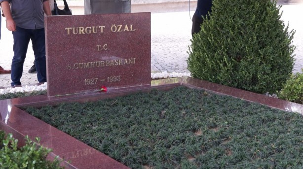 Foto - Kabri başında anıldı… Erdoğan’dan Adnan Menderes mesajı