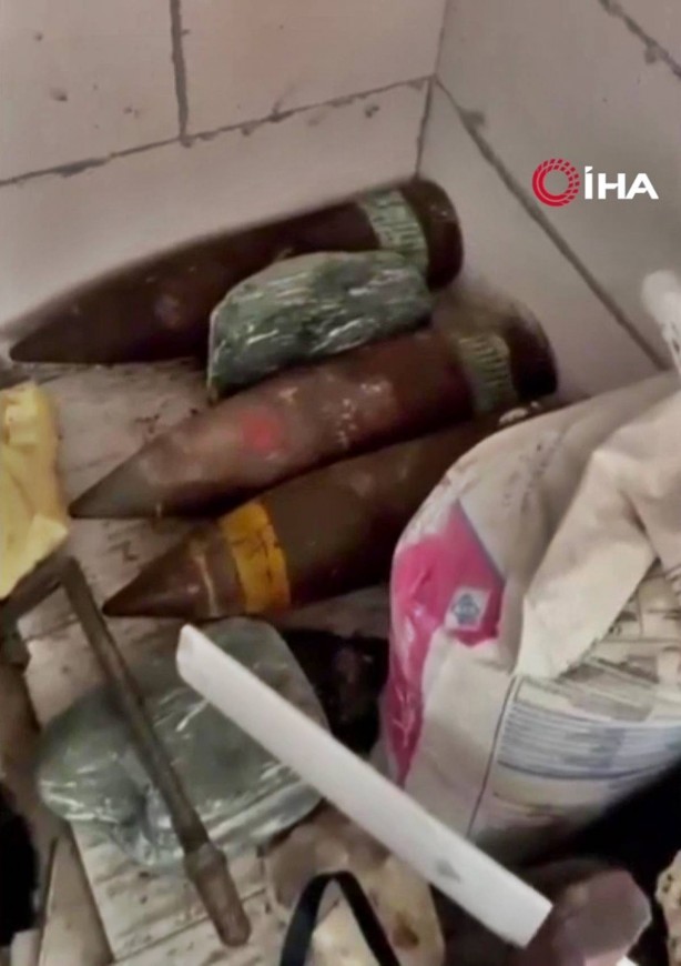 Foto - Kaçak silah ihbarına gittiler, gözlerine inanamadılar! Evden çıkanlar hayrete düşürdü! Yok artık daha neler