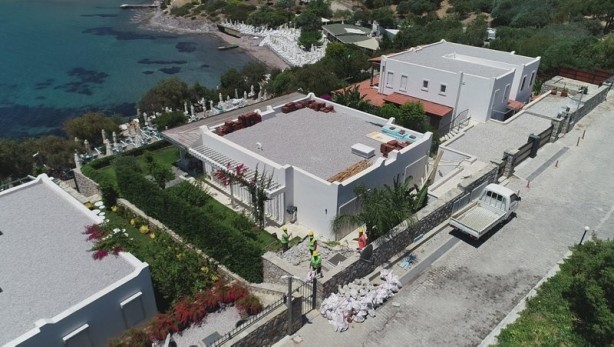 Foto - Kaçakçı Yılmaz'ın villasına ilk kepçe böyle vuruldu