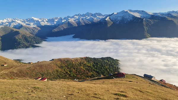 Foto - Kaçkar’larda iki mevsim aynı anda yaşanıyor