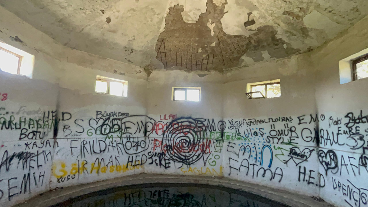 Foto - Kaderine terk edildi! Bir zamanlar şifa dağıtıyordu