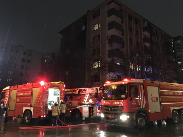 Foto - Kadıköy’de korkutan patlama: Kısıtlamada sokağa döküldüler