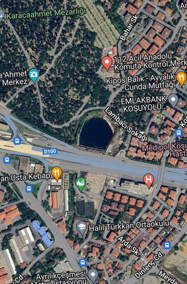 Foto - Kadıköy'de su dolan inşaat sahasını "Google Maps" bakın ne olarak gösterdi?