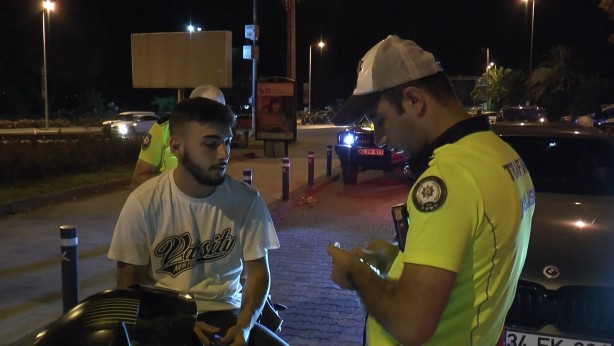 Foto - Kadıköy’de yapılan denetimlerde 38 bin 235 lira ceza kesildi