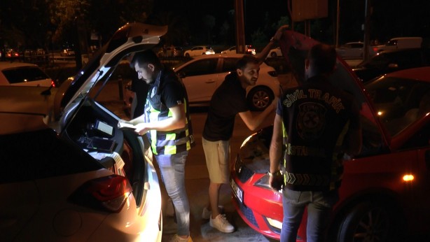 Foto - Kadıköy’de yapılan denetimlerde 38 bin 235 lira ceza kesildi