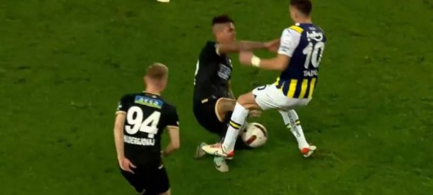 Foto - Kadıköy'deki tartışmalı kararlar için eski hakemler yorum yaptı