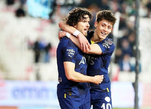 Foto - Kadıköy'e bakın ne için geliyorlar! Flaş gelişme... Transferde tarihi rekor kıracak! 