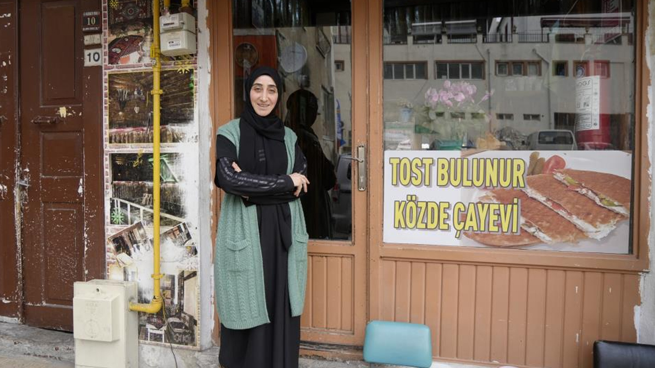 Foto - Kadın çay ocağı işletmecisi erkekleri kibarlaştırdı! ‘Artık rica ediyorlar'