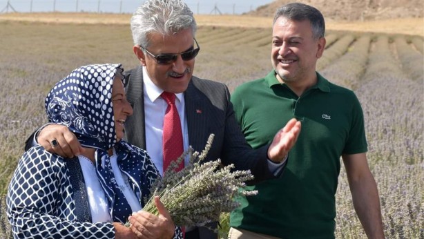 Foto - Kadın girişimci devletten aldığı destekle bu işe başladı! Paraya para demiyor! Yüzbinler görmek için akın etti