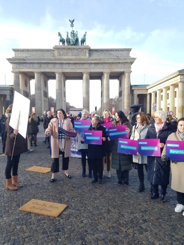 Foto - Kadına şiddet olayları Berlin'i karıştırdı!