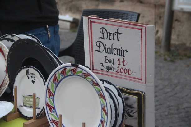 Foto - Kadınlardan 200 TL erkeklerden 1 TL! Para kazanma tuzağında son nokta