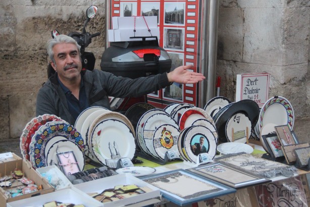 Foto - Kadınlardan 200 TL erkeklerden 1 TL! Para kazanma tuzağında son nokta