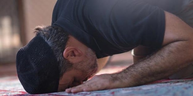 Foto - Kadir gecesi duası Bin aydan daha hayırlı gece olan Kadir Gecesinde okunacak dua
