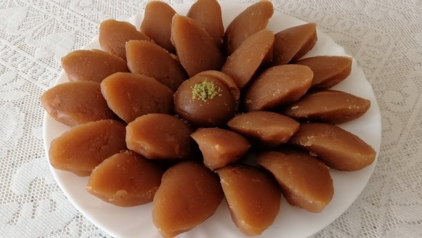 Foto - Kadir Gecesi helva tarifi! Kandilde yapılacak tatlılar neler, ne dağıtılır diyenlere... Kandil helvası nasıl yapılır? 