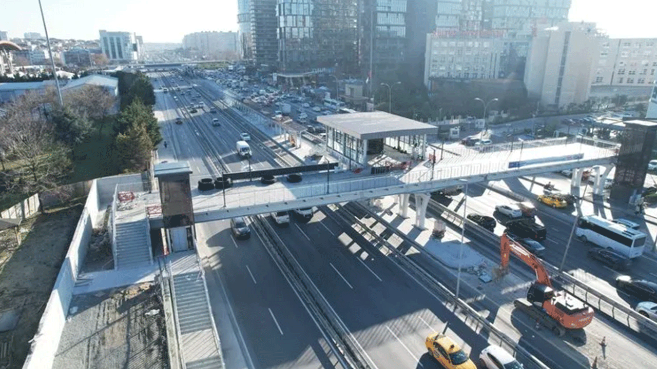 Foto - Kadir Topbaş'ın tırnağı bile olamaz! Ekrem 6 ayda 1 durak açamadı!