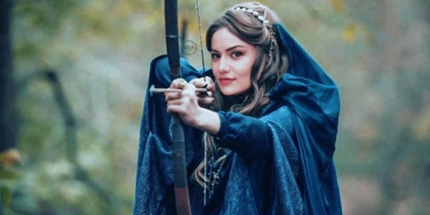 Kadroya katılmıştı! Alp Arslan dizisinde 'Fahriye Evcen' gelişmesi