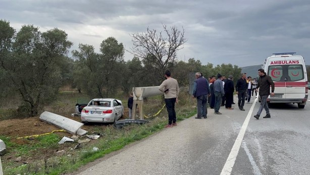 Foto - Kafa kafa çarpışan araçlardan sağ çıktılar