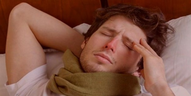 Foto - Kafada karıncalanma neden olur? Başta karıncalanma nasıl geçer?