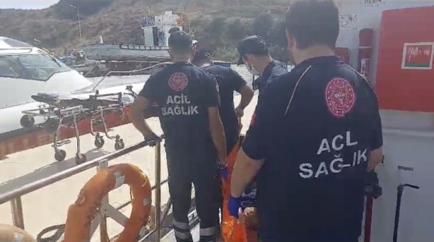 Foto - Kafadaş laikçiler bu işe ne diyecek? Alkolik kaptan bakın ne yaparken enselendi