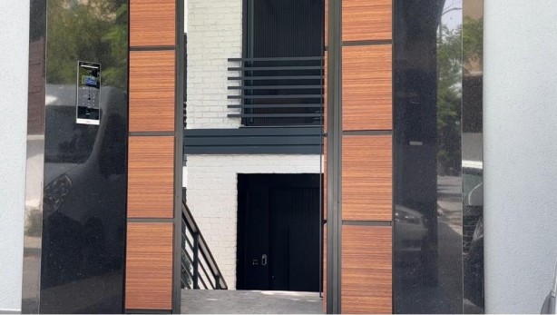 Foto - Kafayı çekip kadını evde alıkoydu! Hasan Can Kaya’dan büyük rezillik