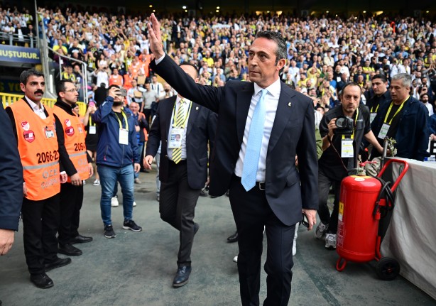 Kafayı yedi, lig bitince takımı ligden çekecekmiş! Tam bir tiyatro: Ali Koç'tan olay açıklama: Islıkla oy mu veriliyor!