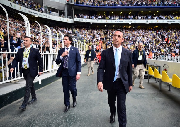 Foto - Kafayı yedi, lig bitince takımı ligden çekecekmiş! Tam bir tiyatro: Ali Koç'tan olay açıklama: Islıkla oy mu veriliyor!