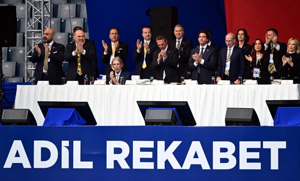 Foto - Kafayı yedi, lig bitince takımı ligden çekecekmiş! Tam bir tiyatro: Ali Koç'tan olay açıklama: Islıkla oy mu veriliyor!