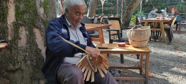 Foto - Kafelerde yapıp satıyor! Turistler akın ediyor Tanesi 150 lira