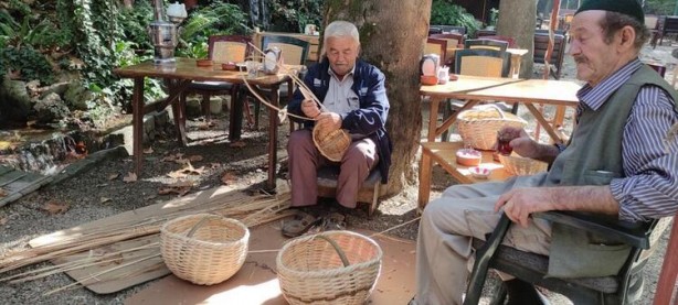Foto - Kafelerde yapıp satıyor! Turistler akın ediyor Tanesi 150 lira