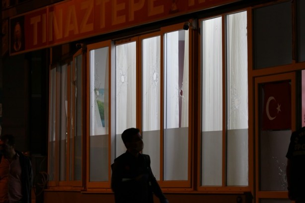 Foto - Kafeye ateş açtılar! Şüpheli vurularak durduruldu