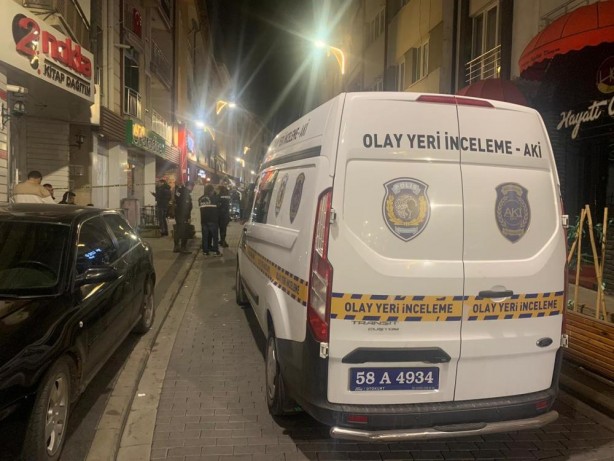 Foto - Kafeye silahlı saldırı