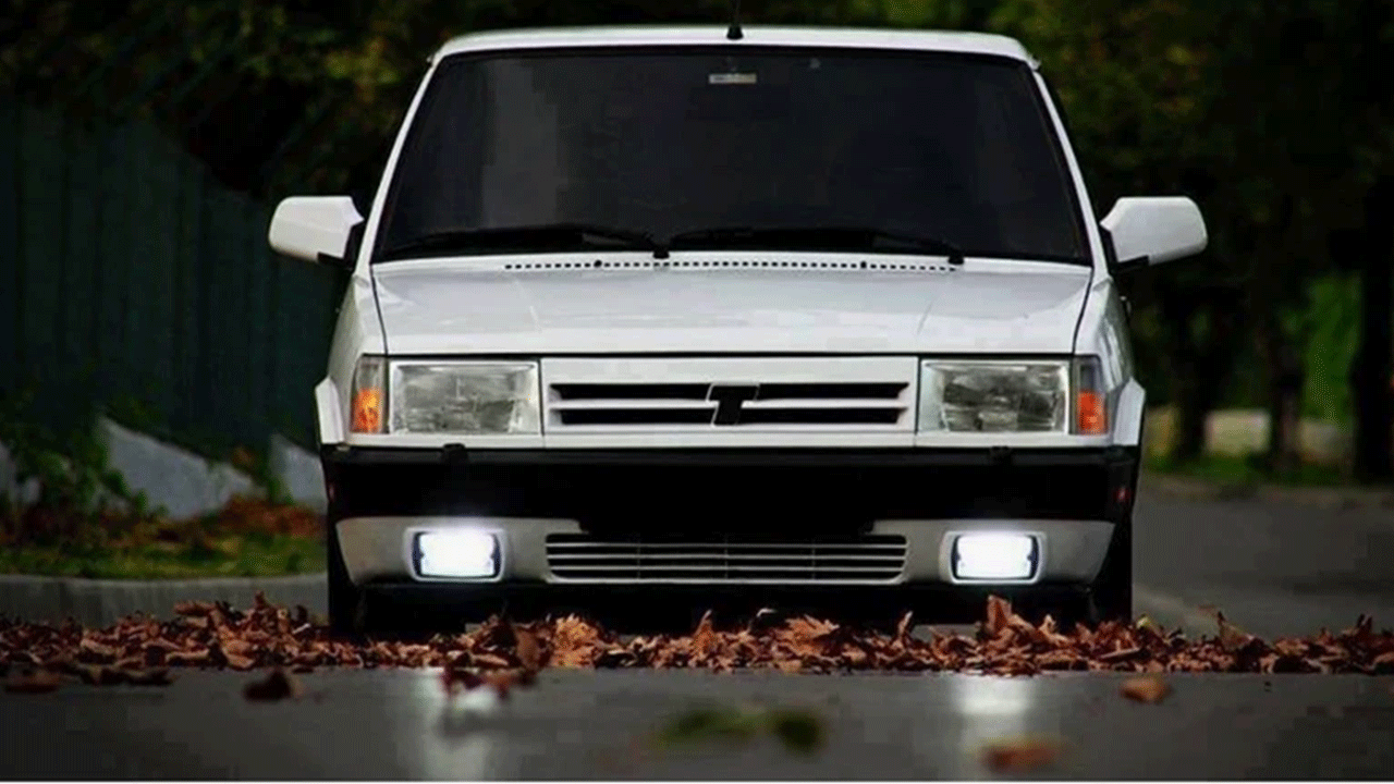 Foto - Kağıt gibi yırtılıyor ama nafile: Vatandaş'ın Tofaş aşkı bambaşka!