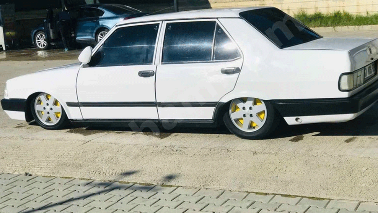 Foto - Kağıt gibi yırtılıyor ama nafile: Vatandaş'ın Tofaş aşkı bambaşka!