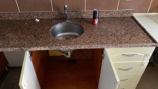 Foto - Kağıthane'de bir kiracı, boşalttığı evi adeta talan etti