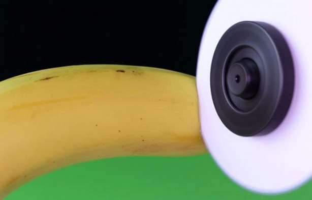 Foto - Kağıtları birleştirip bıçak üretti!