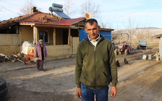 Foto - Kahraman madenciden alkışlık hareket: Yeni evinin kapısını depremzede aileye açtı