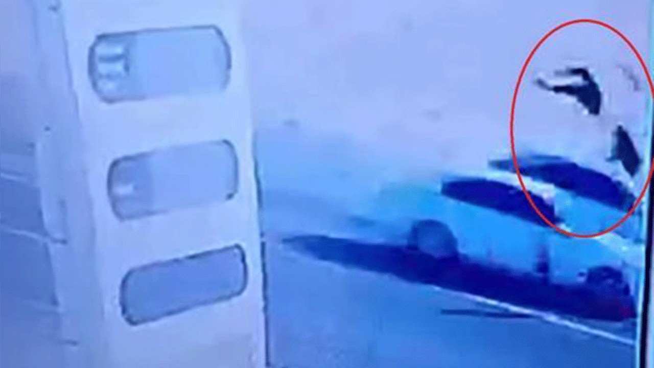 Foto - Kahramanlık canına mal oldu!